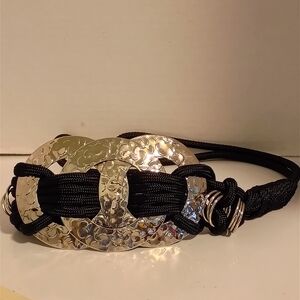 Unbranded Vintage Hammered Silver Circle Black Stretch Hook/Loop Closure Boho